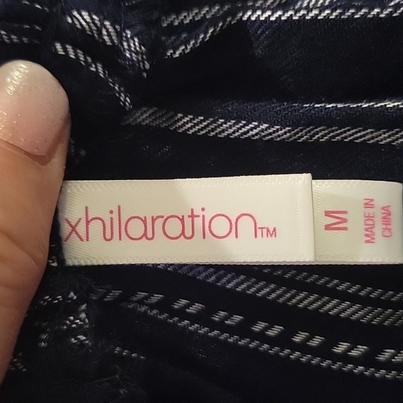 Xhilaration medium navy blue off shoulder top with embroidered flowers at wrists - Picture 4 of 5